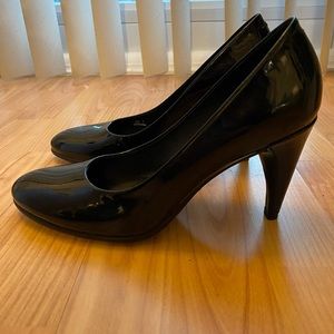Ecco Shape 75 Round Toe Black Leather Heels - Only worn once